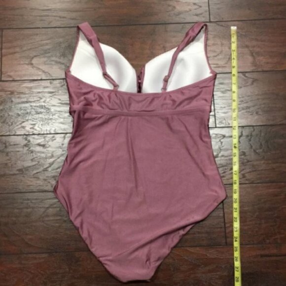 NWOT BECCA Ballerina One-Piece plus size Swim - Picture 7 of 8